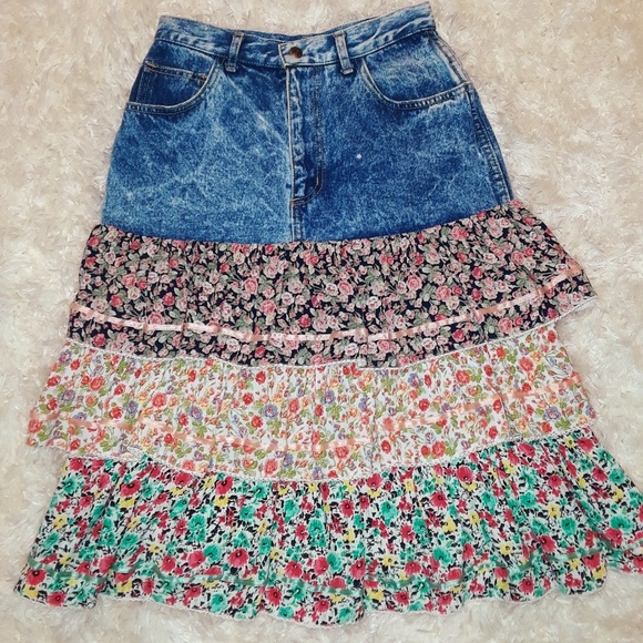 Skirt - Picture 2 of 2